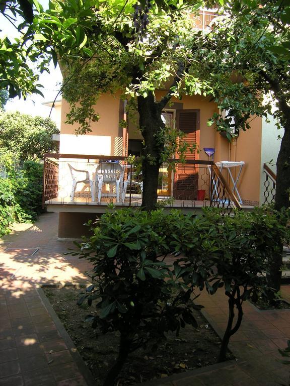 Appartamenti Torre Medicea Castiglioncello Zimmer foto